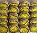 SJ DRYFRUITS ENERGYBAR Kaju Anjeer Roll/Chakri 1kg- made with pure Desi ghee and dry fruit