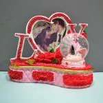 CraftVatika Love Couple Showpiece with Lighting, Valentine Day Gift for Lover, (Red)