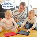 Wissel Develop fine motor skills: Drawing and writing on the magnetic surface help improve hand-eye coordination and fine motor skills.