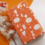 eVincE - thoughtful PRESENTations Christmas Wrapping Papers | Red Xmas Doodle for kids : Fact filled Patterns : Pack of 25 sheets : 70 x 50 cms