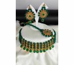 Gyaan Jewels Handmade Gold Plated Alloy Necklace, Earring and Maang Tikka Set Green (Women) (Pack of 1) Free Size