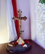 blisful Decor Traditional Christian Jesus Christ Brass Statue On Cross for Worship, Home-Office Decor ( Large hight-17 INCH)