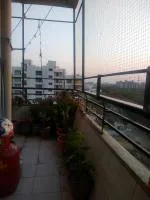 Voosoto Bird Net/Anti Bird Net/Garden Net/Pigeon Control Nylon Knotted Net UV Stabilized 25mm Hole with Tying Corner Ropes Sample Installation Kit Size - 5 X 6 Ft (152.4cm X 182.88cm) White Colour