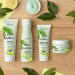 SMART BEAUTY Oriflame Cosmetic Gallery Organic Tea Tree & Lime Facial Kit (4 Items in the set)