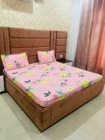 Homdazal Pink Floral Cotton Elastic Fitted 180 Tc Double Bedsheet With Pillow Covers (Pack Of 3)