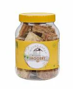 MOUNTVEDA Pure and Organic Jaggery Cubes/Finest Sugarcane Desi Gud,Karupatti,Mittai,Bellam,Thati,Gur,Bella/Natural Handmade Jaggery Block for Sweetener/Iron & Protein & Nutrient Rich Jaggery - 900 gms