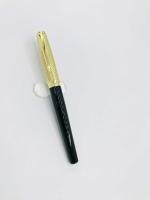 Gold Leaf 8051 Fountain Pen With Golden Designer Cap Black