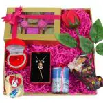 Valentine gift for girlfriend/valentines day gift for girlfriend/valentines day gift hamper-Chocolate box+scented candle+couple statue+artificial rose+ couple keychain+ Necklace set with ring+keychain