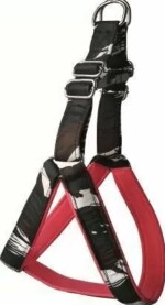 Hundur Store Padded Designer 0.75 inch Chest Belt Harness not for small dogs.