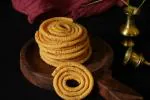 Baanali Namkeen Murukulu | Crispy Rice Flour, Urad Dal Rings 200gms (Pack of 2)