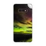 GADGETSWRAP Printed Vinyl Skin Sticker for Samsung Galaxy S10 E - the southern lights in new zealand