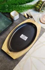 LORD'S CREATION Sizzler Plates with Wooden Base/Oval Sizzler Tray/Platter/Brownie sizzler Plate for Serving and Dining Non Stick Unbreakable Non Rustic