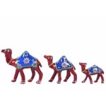 Ashamohar Handmade Camel Showpiece Figurine Set of 3 for Living Room Home Décor and Gift Purpose ( 1 Lucky Ganesh Key Chain Free ) Decorative Showpiece - 13 cm  (Paper Mache, Red)