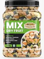 Daily Herbs Mix Dry Fruits Almonds, Cashew ,Kiwi ,Black & Green Raisins , Apricot