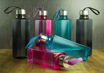 Leadder Kitchenware Multicolor Square Plastic Water Bottle 1 L (Set of 6)