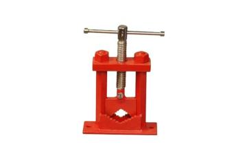 Implemental Pipe Vice with Square Piller 0.5-1.5 inch
