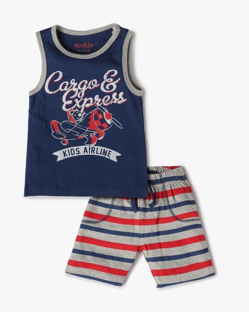 Graphic Print T-Shirt with Shorts