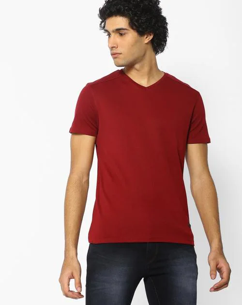 Slim Fit V-neck T-shirt