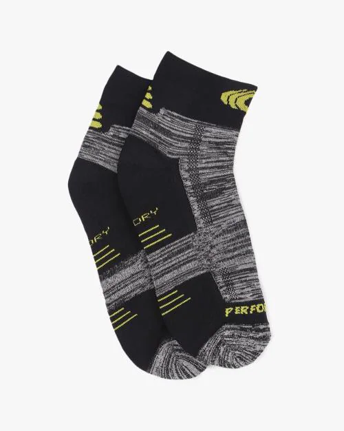 Knitted Design Ankle-Length Socks