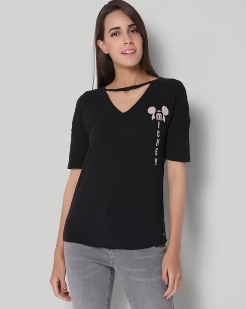 Graphic Print T-shirt with Cut-Out Neckline