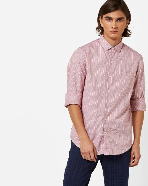 Men Checked Slim Fit Shirt with Patch Pocket