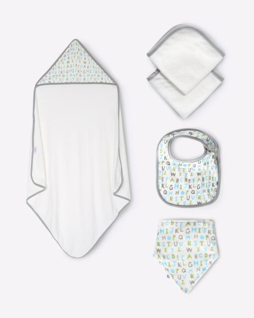 Set of 5 Newborn Essentials Gift Bundle