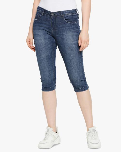 Mid-Wash Slim Fit Capris