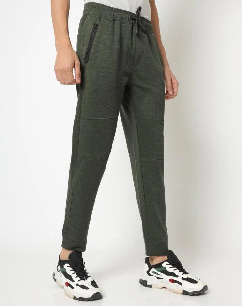 mens nike joggers with zip pockets