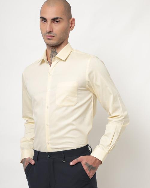 Men Slim Fit Shirt with Patch Pocket