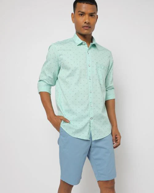 Men Printed Slim Fit Shirt with Patch Pocket