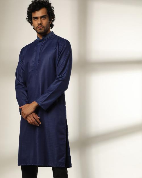 Embroidered Slim Fit Kurta