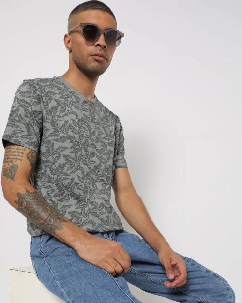 Leaf Print Slim Fit Henley-Neck T-shirt