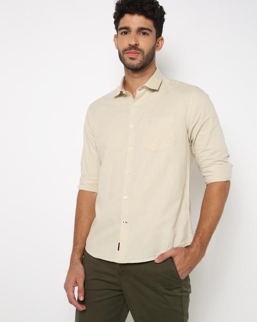 Men Slim Fit Shirt with Patch Pocket