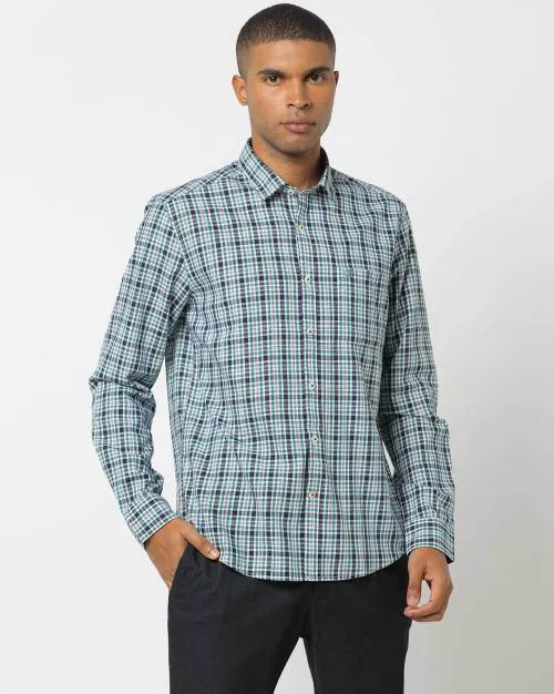 Men Checked Slim Fit Shirt