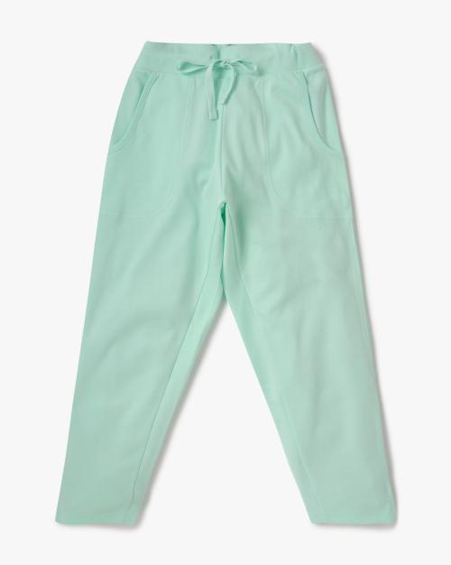 Mid-Rise Capri with Drawstring Waist