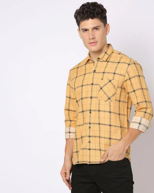 Men Checked Slim Fit Casual Shirt