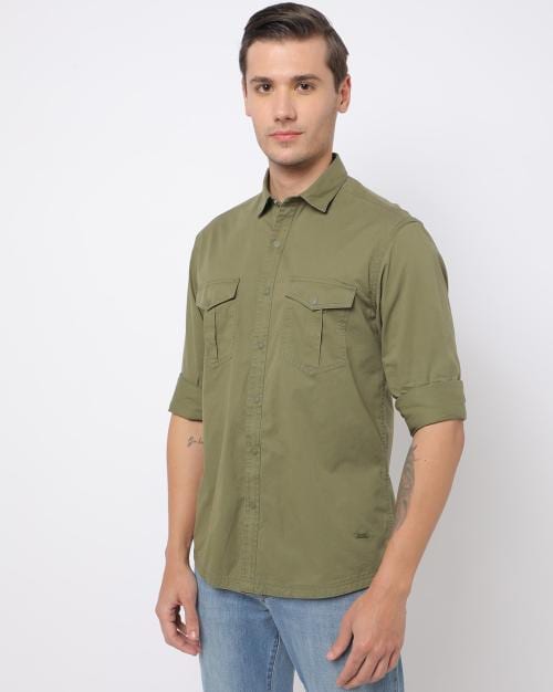 Men Slim Fit Shirt with Flat Pockets