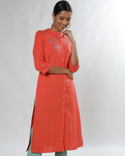 Straight Kurta with Embroidery