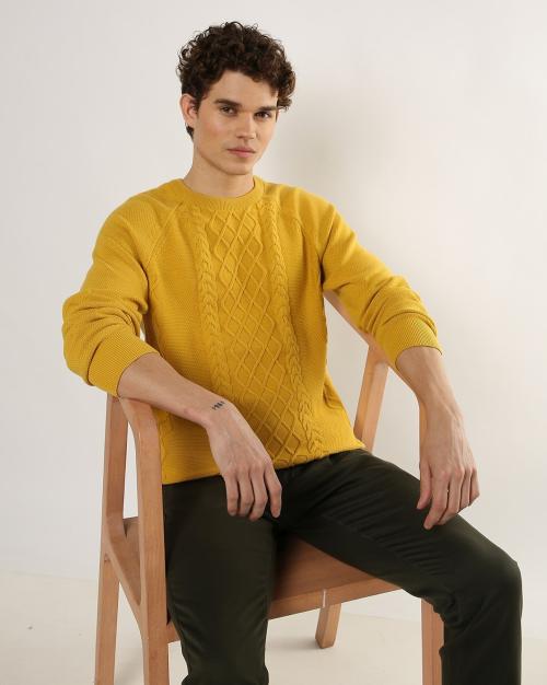 Cable Knit Crew-Neck Pullover