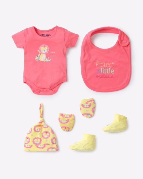 Buy Graphic Print Gift Set Online at Best Prices in India JioMart.