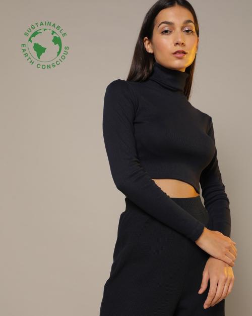 Turtle-Neck Crop Top