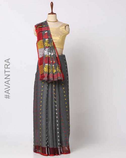 Floral Pattern Jamdani Saree