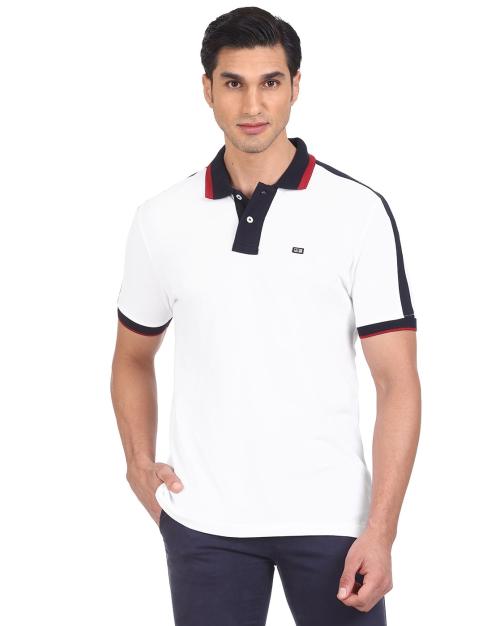 Men Regular Fit Polo T-Shirt with Tapping