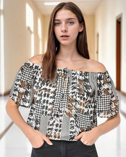 Houndstooth Print Off-Shoulder Top