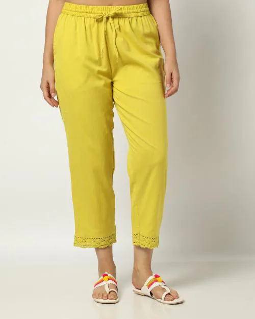 Women Regular Fit Pants