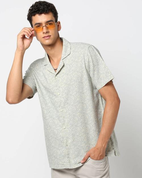 Men Printed Camp Collar Shirt