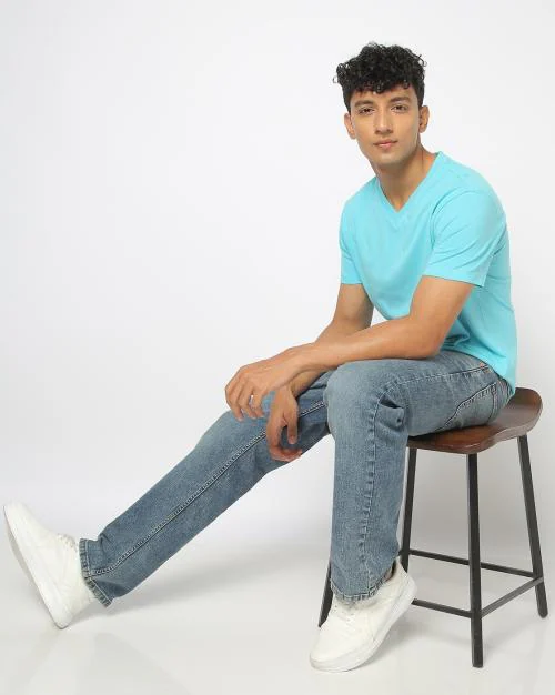 Men Regular Fit V-Neck T-Shirt