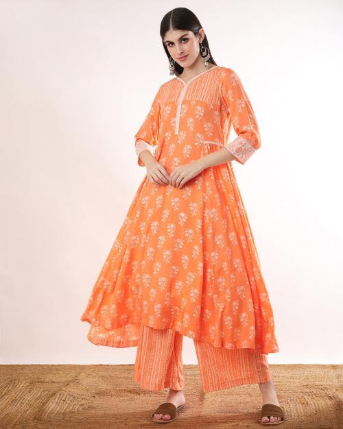 Women Floral Print Flared Kurta Set