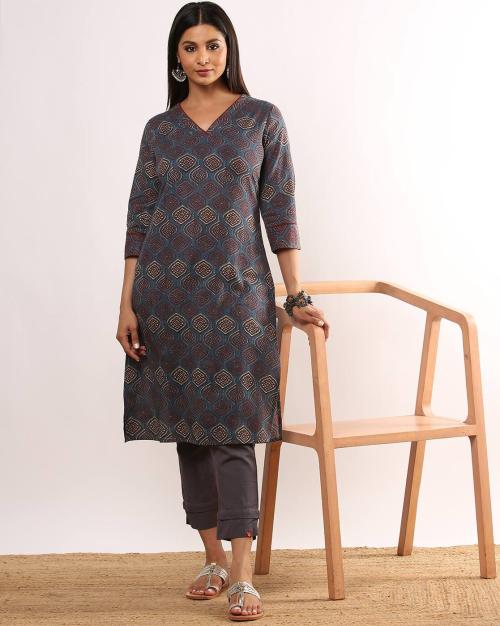 Women Printed Straight Kurta