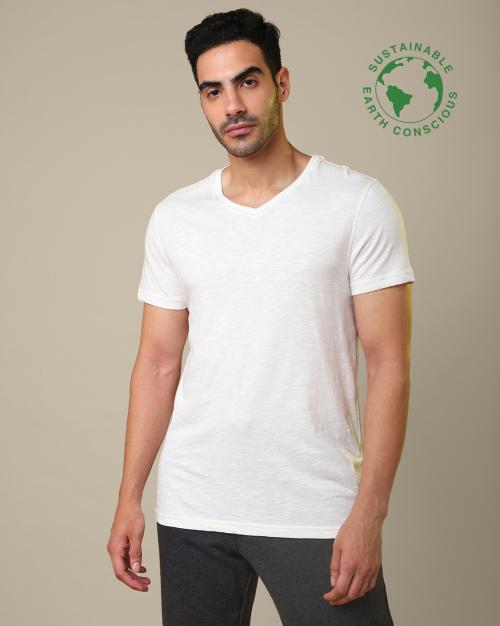 Buy Regular Fit Organic Cotton V-Neck T-Shirt Online at Best Prices in ...